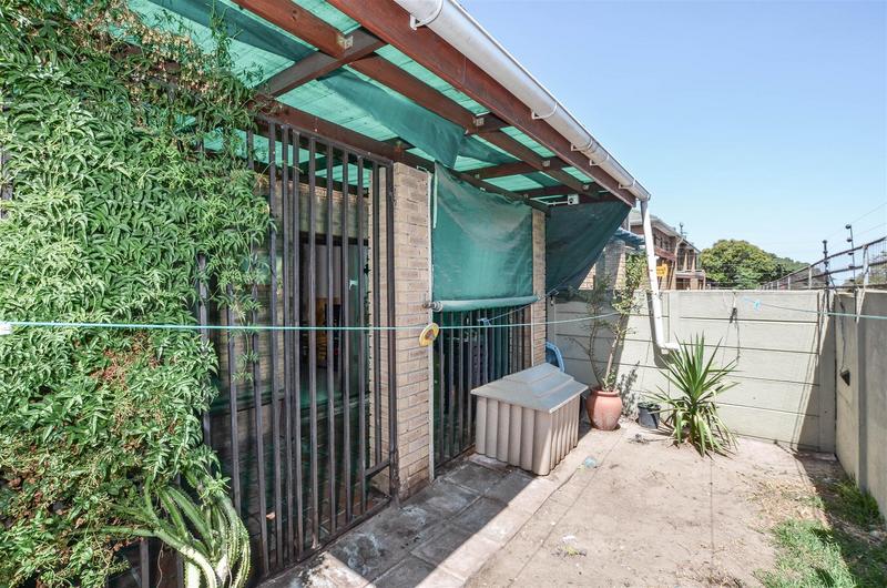 2 Bedroom Property for Sale in Labiance Estate Western Cape
